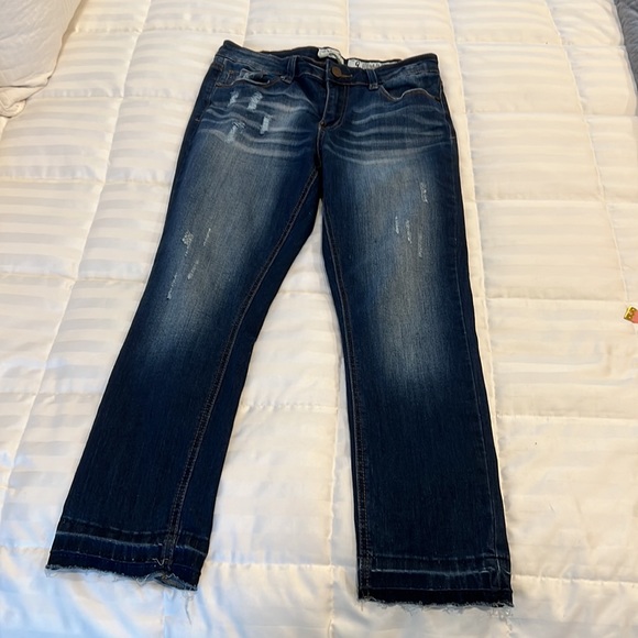 ⭐️4/$20-Jean bundle!! - Picture 9 of 16